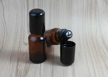 10pcs/lot 10 ml Jantárová vôňa sklenené fľaše Esenciálny Olej, Sklenené Valca loptu Aromaterapia Fľaša s Čiernym viečkom