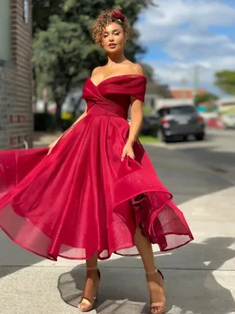 2021 elegantné svadobné nové sexy šikmé rameno bez ramienok slim fit A-line strany polovici dĺžky šaty v farbou