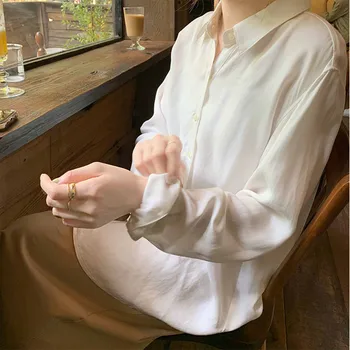 PLAMTEE 2021 Nové Jeseň Ženy Košeľa s Dlhým Rukávom Single-Breasted Black Bežné kórejský Farbou Klasické Voľné Základné Top