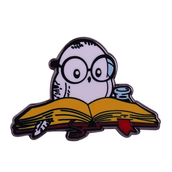 Čítanie je magické literatúry Brošňa Hedwig odznak kúzlo zasnežené sova Smalt Pin fantasy knihomoľa zbierky